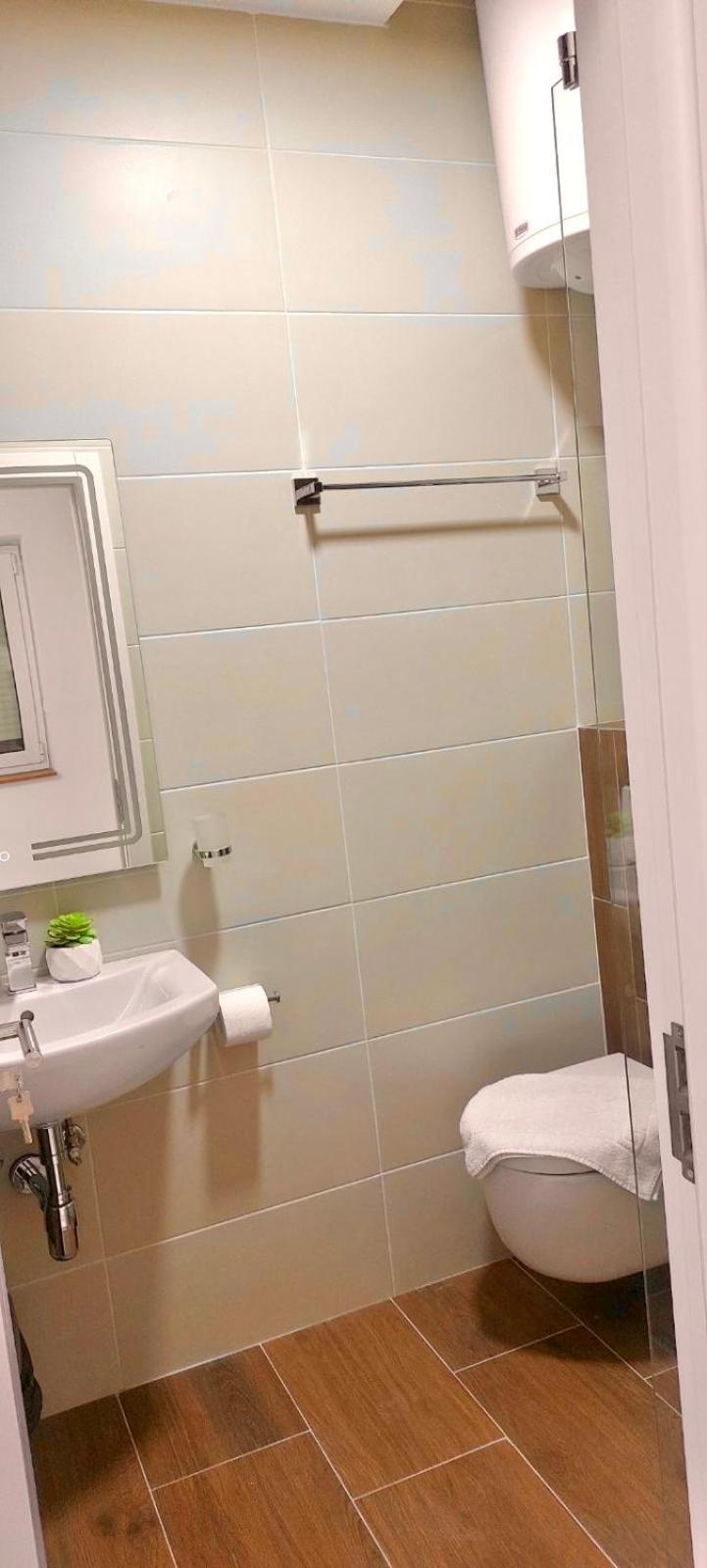 Apartmani Happy House Surcin Ngoại thất bức ảnh
